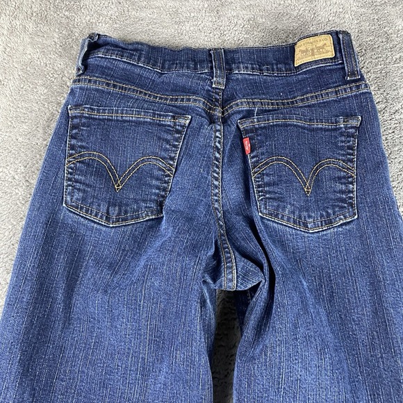 Levis Straight Jeans Womens 4 Short Blue Dark Wash Low Rise - Picture 12 of 15